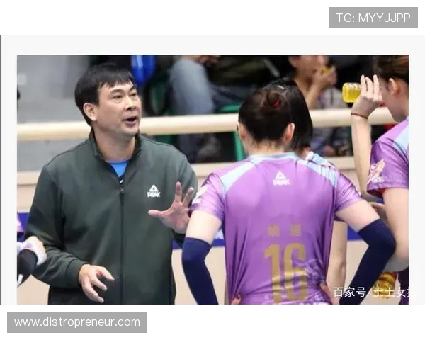 重庆与杭州排球队赛后复盘分析比赛经验与战术调整探讨