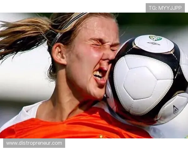 那些足球明星虽然没有腹肌却依然在球场上闪耀光芒的真实故事